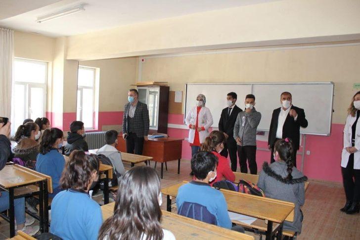 Şenoba Belde Belediye Başkanı Babat’tan eğitime tam destek G2