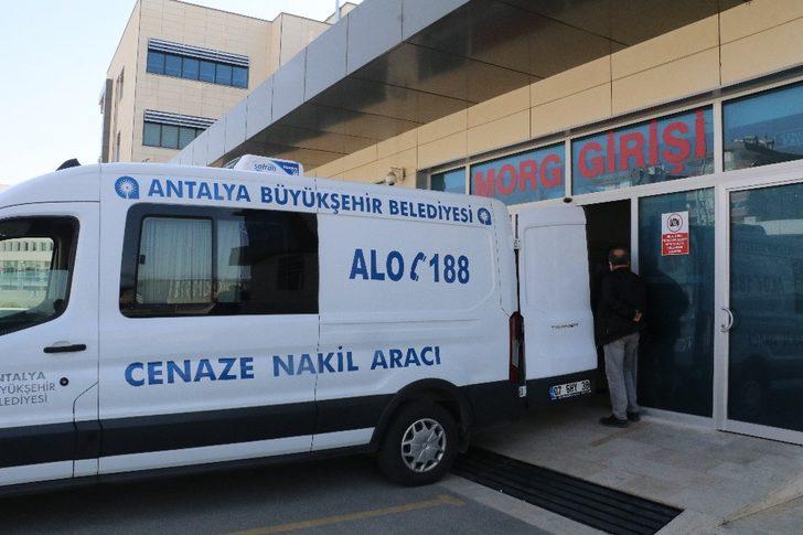 Darp edildikten sonra hayatını kaybeden yüzde 90 engelli adamın cenazesi yakınları tarafından alındı G4