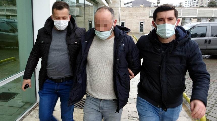 Kardeşini bıçakla ağır yaraladı