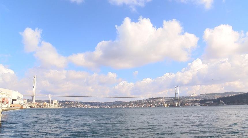 Türkiye'de etkili olan çöl tozu virüs taşır mı? Prof. Dr. Toros açıkladı