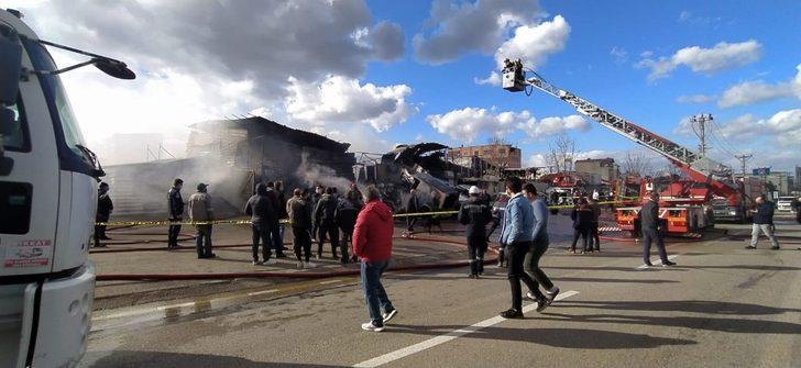 Bursa’da geri dönüşüm tesisinde yangın G3