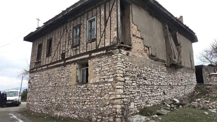 Düştüğünü söyleyerek hastaneye kaldırılan şahıs hayatını kaybetti G4