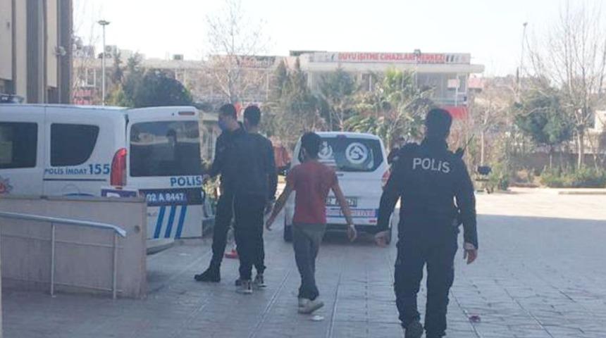 Covid hastası bıçaklı kavgada yaralandı