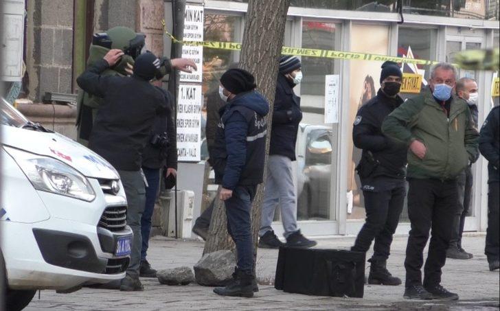 Kars’ta şüpheli valiz fünye ile patlatıldı G4