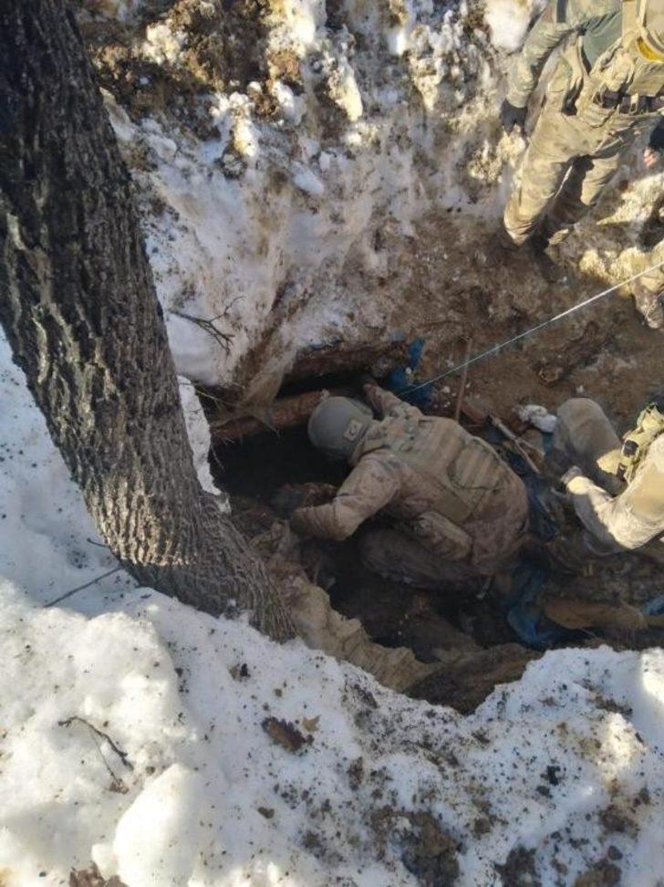 Tunceli’deki Eren-7 operasyonunda 3 sığınak imha edildi G4