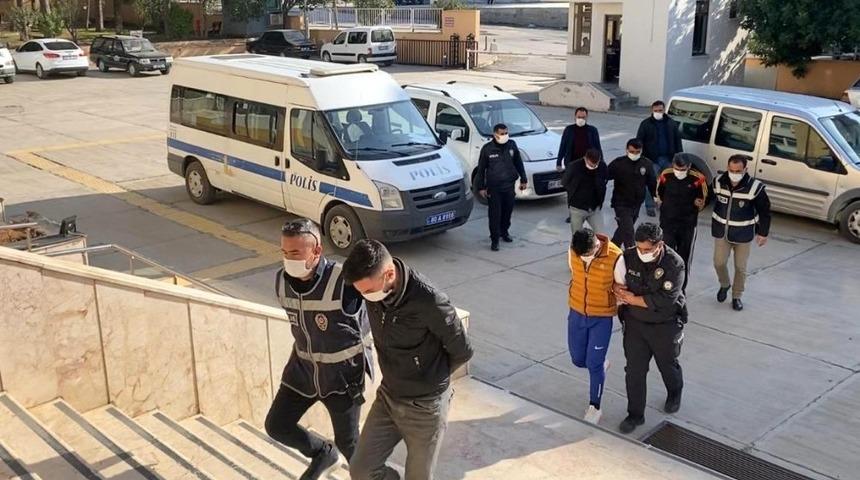 Osmaniye&rsquo;de 9 koyun &ccedil;alan 4 hırsız yakalandı