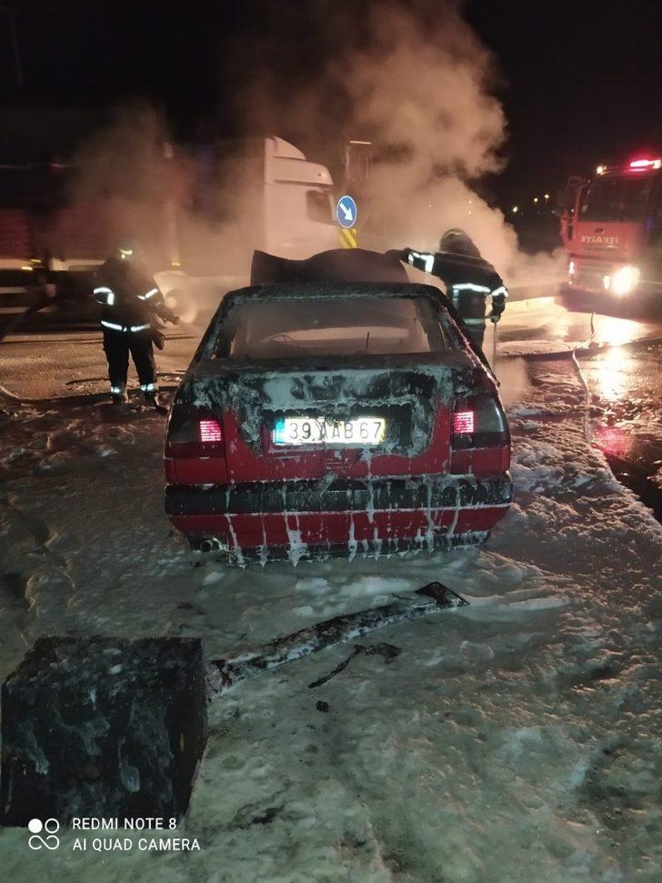 Kırklareli’nde tıra çarpan otomobil alev topuna döndü G2