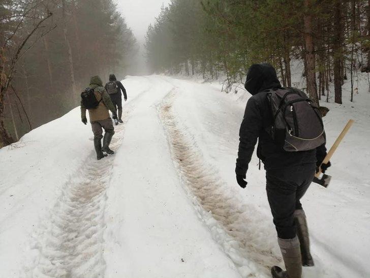Kaçak avcılar ne kar dinledi ne de yasak G5