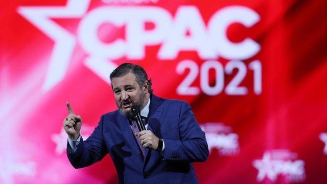 Teksas Senatörü Ted Cruz, yaptığı konuşmasında 