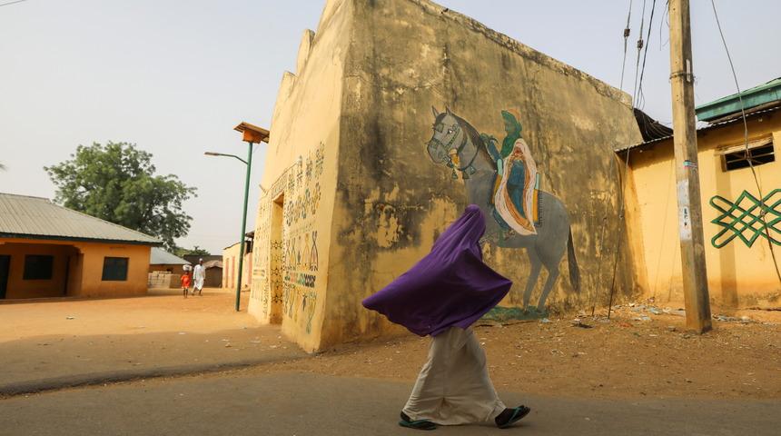 Kız öğrenciler kaçırılmaya devam ediyor, okullar kapatılıyor!