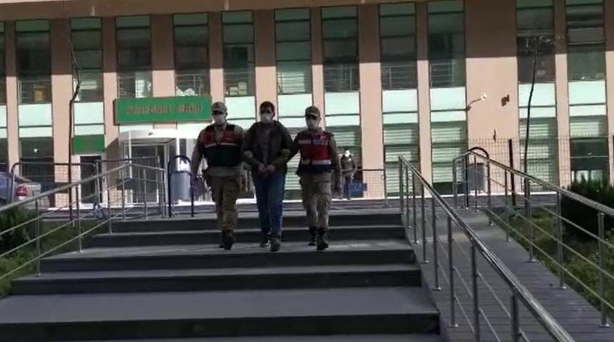 PKK&rsquo;lı ter&ouml;rist yol kontrol&uuml;nde yakalandı
