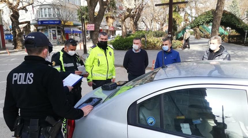 Erdek’te yasağa uymayan 67 kişiye 232 bin TL ceza