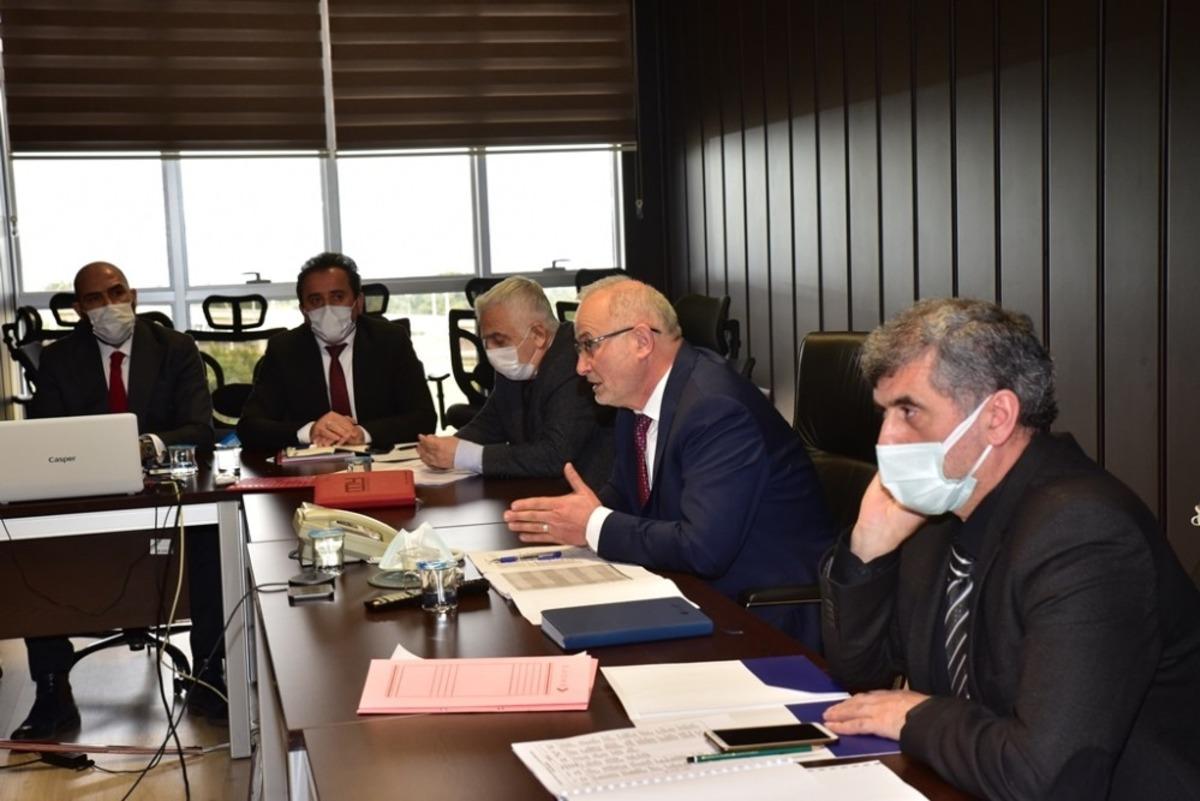 Rekt&ouml;r &Uuml;nal: "Eğitimde revizyonu bir varoluş sorunu olarak g&ouml;r&uuml;yoruz"