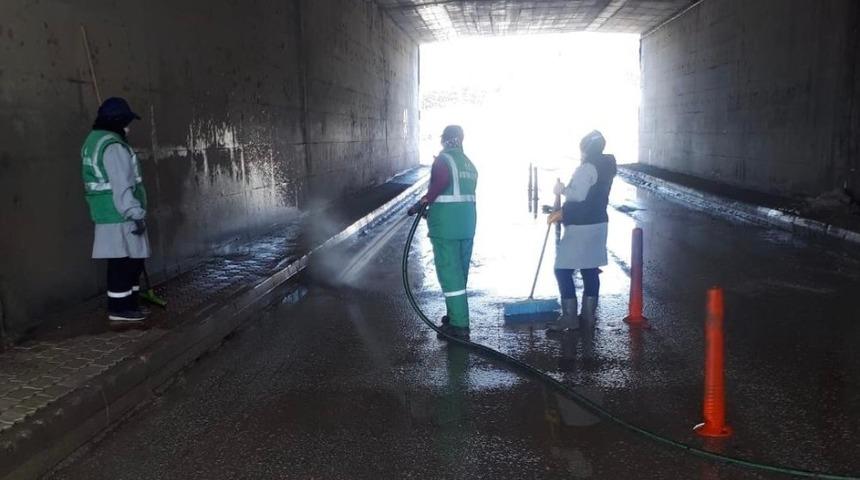 Alt geçitler temizlendi