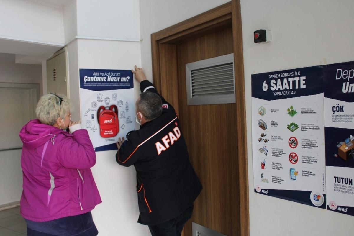 Manisa&rsquo;da &rsquo;Afet Farkındalık Eğitimleri&rsquo; vatandaşların ayağına gidiyor