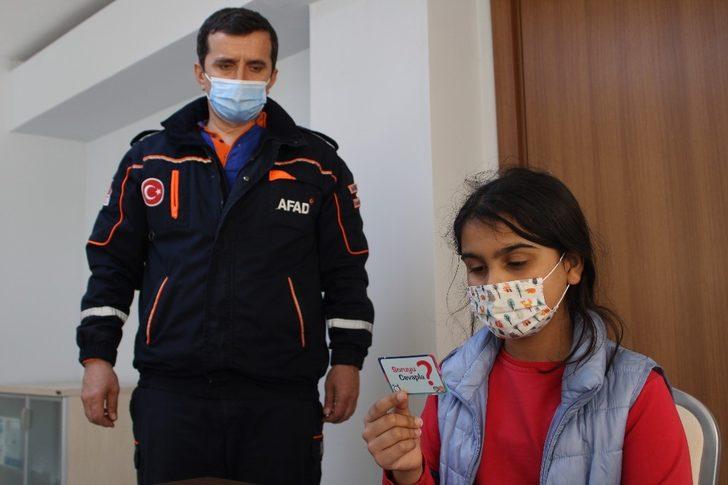 Manisa’da ’Afet Farkındalık Eğitimleri’ vatandaşların ayağına gidiyor G5