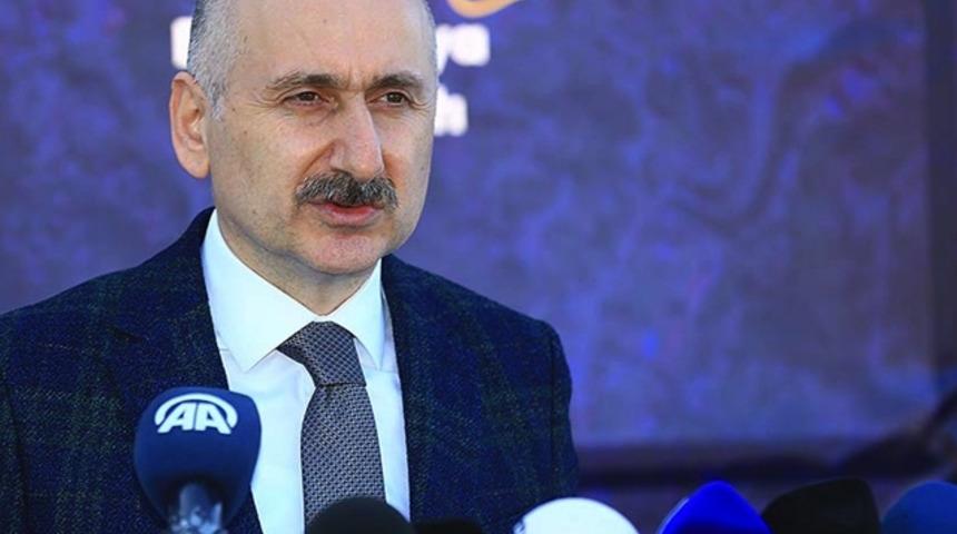 Son Dakika: Bakan Karaismailoğlu açıkladı! İstanbul'a iki yeni raylı sistem hattı daha