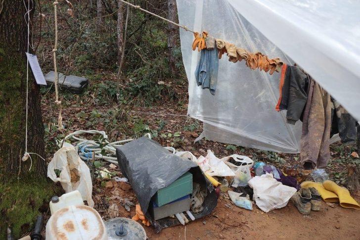 (Özel) Sarıyer’de 15 metre derinlikte suçüstü yakalanan defineciler serbest G1