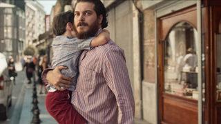 Çağatay Ulusoy’lu Kağıttan Hayatlar filminden ilk fragman geldi