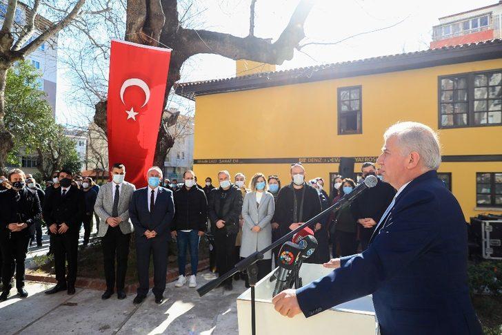 Büyükşehir, usta halk ozanı Özay Gönlüm’ü unutmadı G2