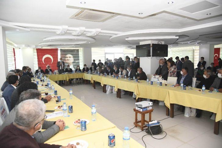 Karalar Yumurtalık’ta muhtarlarla buluştu G2