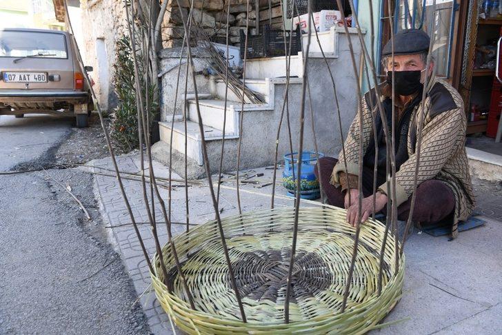 40 yıl sonra baba mesleği ‘sepetçiliğe’ döndü G1