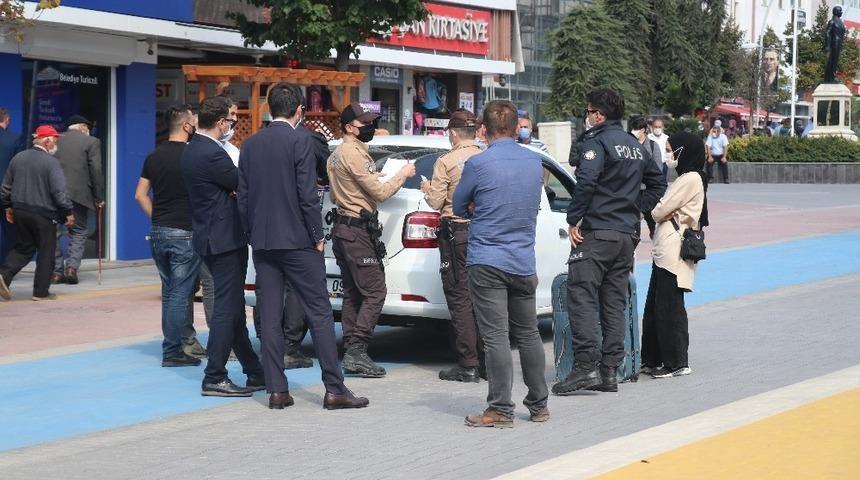 Sokağa &ccedil;ıkma kısıtlamasına uymayan 256 kişiye 234 bin 900 TL cezai işlem uygulandı