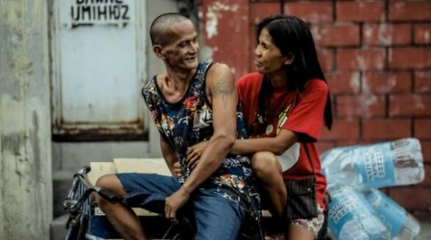 24 yıldır beraber yaşayan evsiz çifte şoke eden sürpriz! Sonunda muradlarına erdiler 