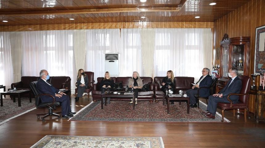 &Uuml;niversite-Sanayi iş birlikleri devam ediyor