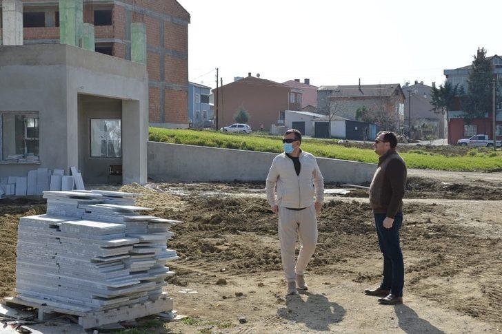 Başkan Yüksel Karadeniz Mahallesi Taziye Evi projesini inceledi G4