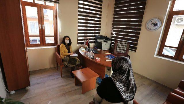 Psikososyal Destek Merkezi’ne vatandaşlar ilgi gösteriyor