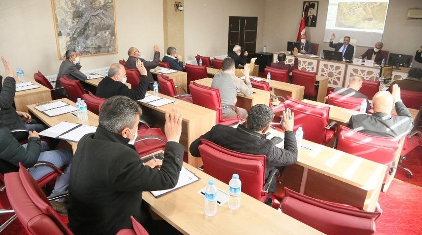 Develi Belediyesi&rsquo;nden kiracısı olan esnafa 1 milyon lira destek