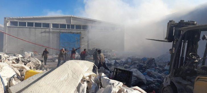 Söke’de geri dönüşüm deposunda yangın G1