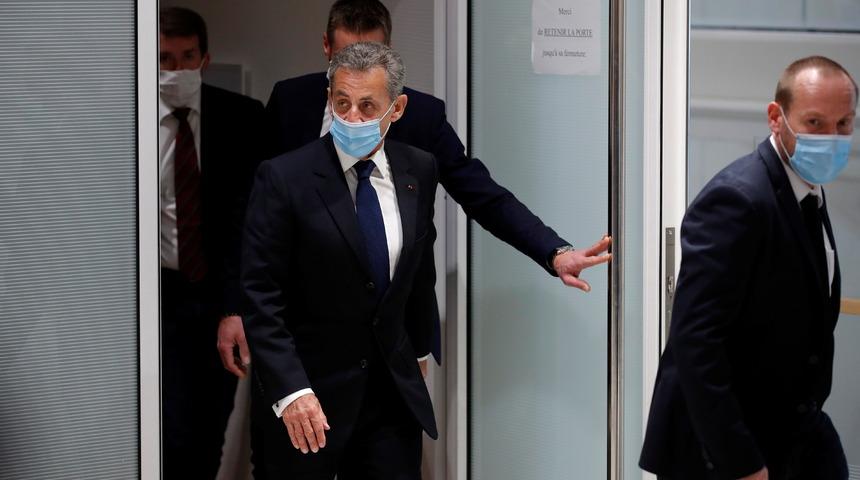 Son Dakika: Sarkozy'e hapis cezası