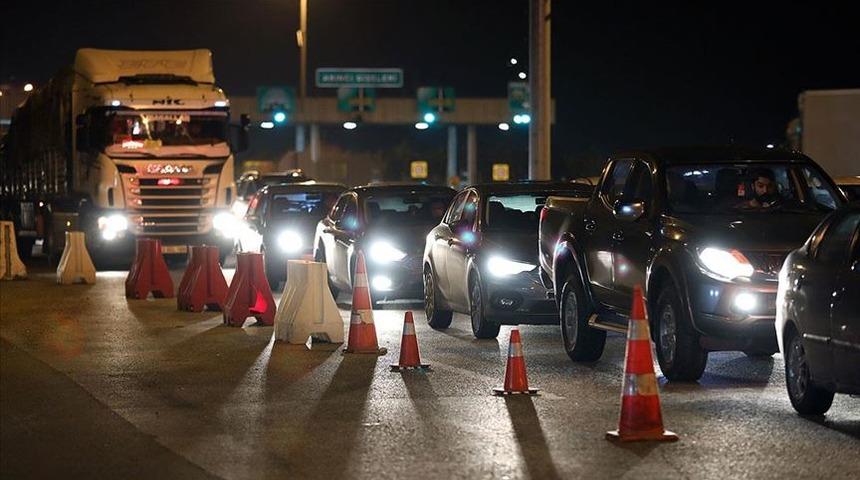 İstanbul ve Ankara’da seyahat yasağı kalktı mı? Hafta sonu sokağa çıkma yasağı nerelerde kalkacak?