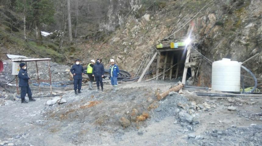 &Ccedil;anakkale&rsquo;de maden ocağı &ccedil;&ouml;kt&uuml;: 1 iş&ccedil;i g&ouml;&ccedil;&uuml;k altında