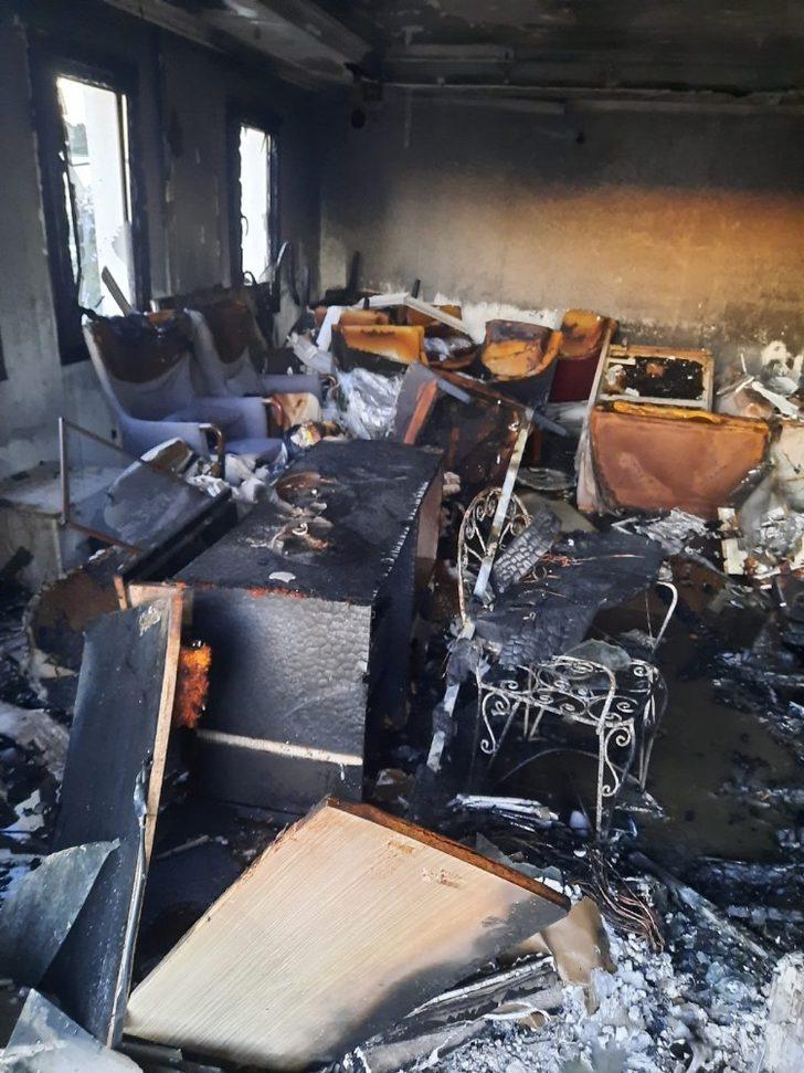 Depoyu yakıp kaçtılar G3