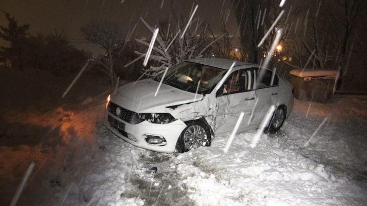 Muş’ta trafik kazasında kafası kanayan sürücü acısını unutup aracının derdine düştü G2