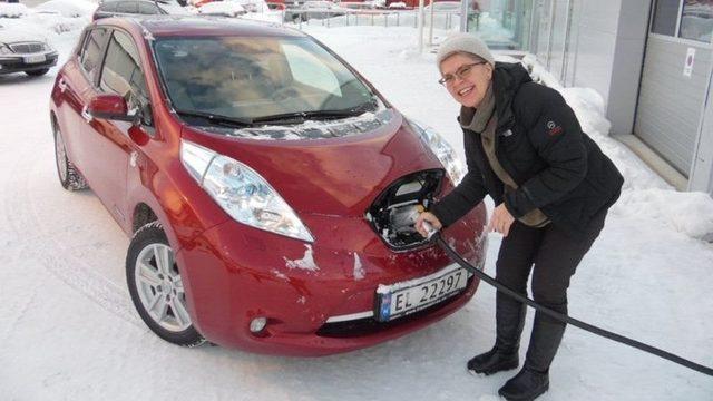 Geçen yıl Norveç'te satılan araçların yarıdan fazlası elektrikliydi