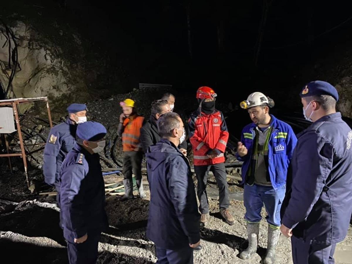 &Ccedil;anakkale Valisi Aktaş, g&ouml;&ccedil;&uuml;k b&ouml;lgesinde incelemelerde bulundu