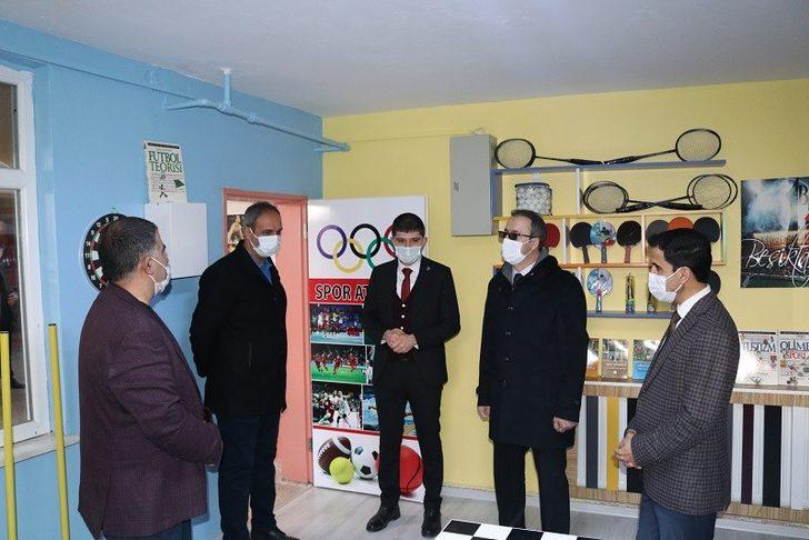 Gürpınar’da ‘Görsel Sanatlar ve Spor Atölyesi’ açıldı G3