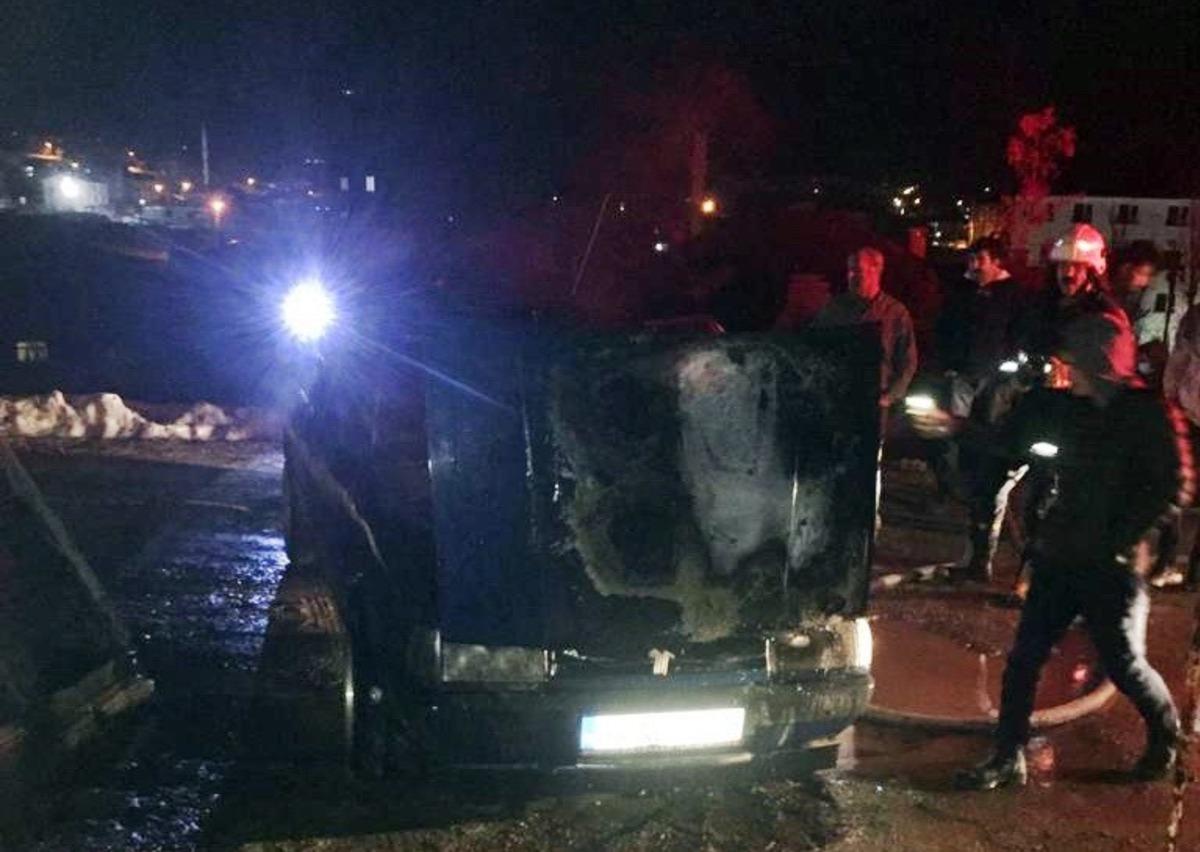 Y&uuml;ksekova&rsquo;da alev alan ara&ccedil; korkuttu