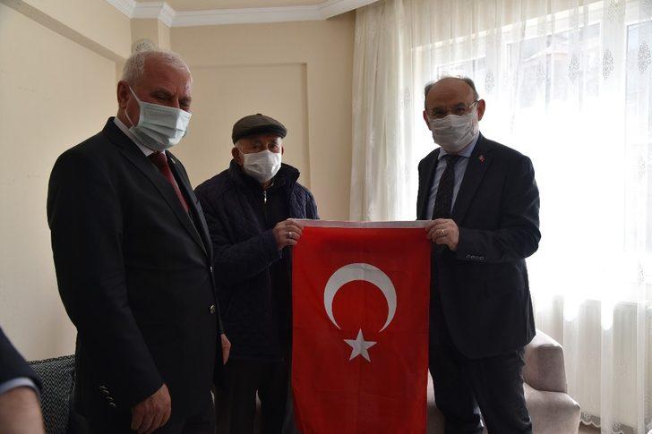 Vali Karadeniz Soma’da incelemelerde bulundu G3