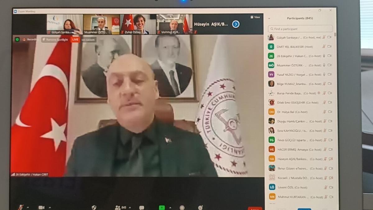 &ldquo;13 İl 1000 eTwinner" adlı &Ccedil;evrimi&ccedil;i eTwinning &Ccedil;alıştayı başarıyla tamamlandı