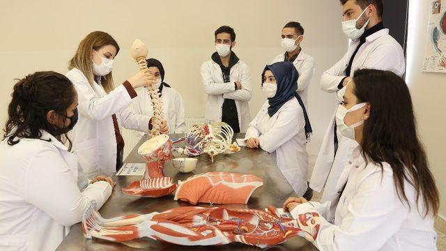 Koronavirüs  sürecinde fiziksel aktivite ihmal edilmemeli