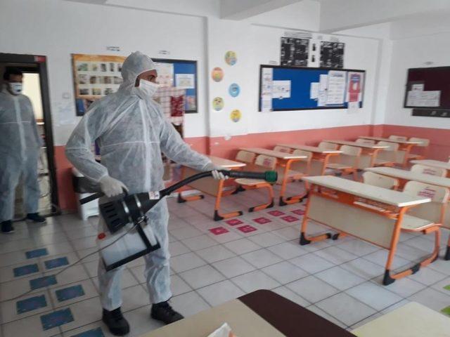 Iğdır’da okullar dezenfekte edildi