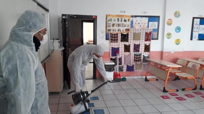 Iğdır&rsquo;da okullar dezenfekte edildi