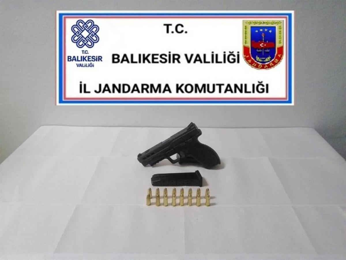Balıkesir&rsquo;de son 3 g&uuml;nde 26 aranan şahıs yakalandı