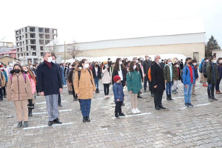 Hakkari’de yüz yüze eğitim başladı G4