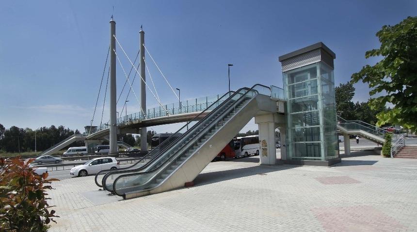 &Ccedil;ayırova &Uuml;stge&ccedil;idi kuzey kısmı 15 g&uuml;n kapalı